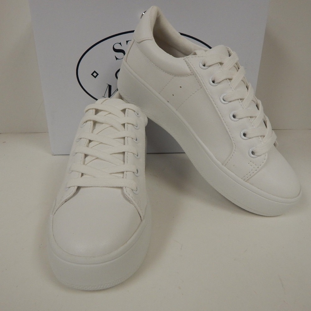 Steve Madden Bertie white sneakers size 8